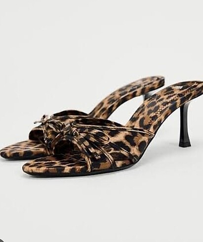 Zara leopar sandalet