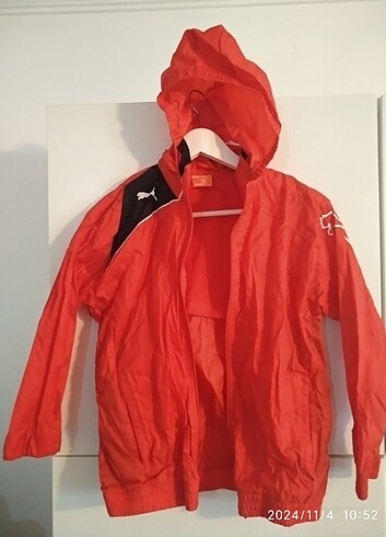 Puma orijinal yağmurluk kız çocuk yada erkek çocuk giyebilir. - Görsel 2