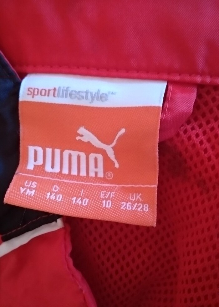 Puma orijinal yağmurluk kız çocuk yada erkek çocuk giyebilir. - Görsel 3