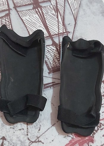 Gri Baskılı Futbol Tekmelikleri Altıs - Görsel 2