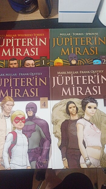 Jüpiter'in Mirası 4 Cilt Set özel bir yaz