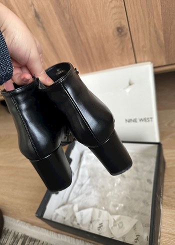 38 Beden siyah Renk Nine West Siyah Deri Kadın Topuklu Bot
