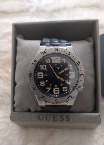 Guess Guess Gri Erkek Kol Saati
