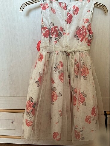 LC Waikiki LCW çocuk abiye