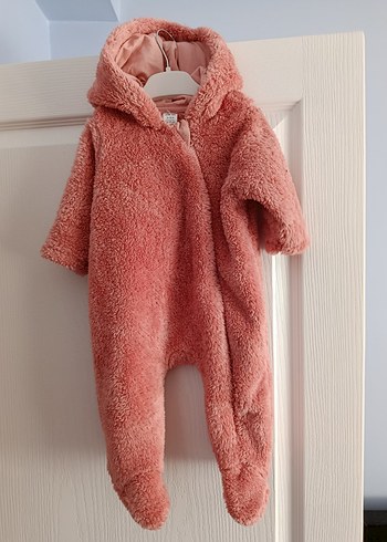 Kapüşonlu Pembe Kürklü Bebek Tulum