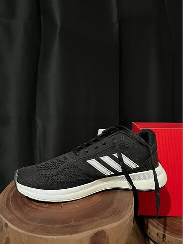 Adidas ADİDAS ERKEK SPOR AYAKKABI