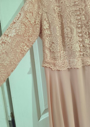 Bej Dantel Detaylı Uzun Kollu Kadın Abiye Elbise - Görsel 2