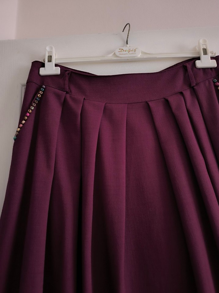 Bordo Uzun Drapeli Kadın Etek - Görsel 3