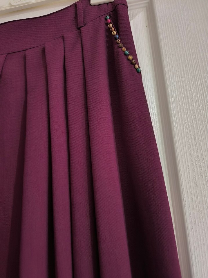 Bordo Uzun Drapeli Kadın Etek - Görsel 2