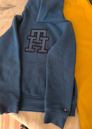 Erkek Çocuk Kapüşonlu Sweatshirt ve Renkli Pantolon - Görsel 2