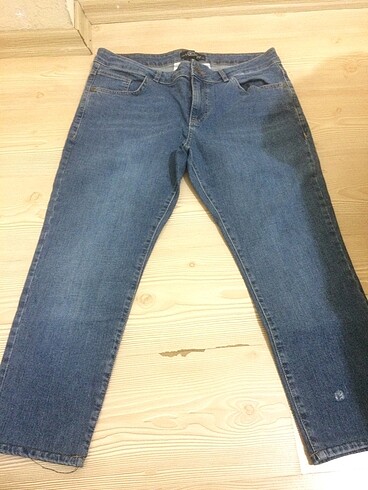Lcw mom jean