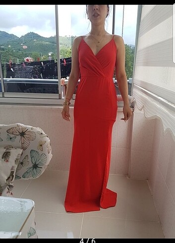 Bir kez giyildi yanlardan tadidalt yapısı belden alt rafa