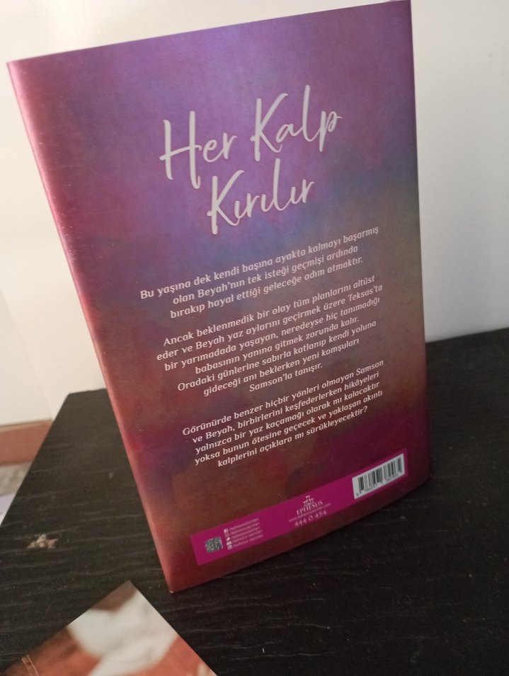 Her Kalp Kurulur - Colleen Hoover - Görsel 3