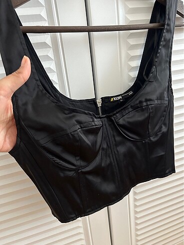Mavi Jeans Saten büstiyer. Serenay koleksiyon.
