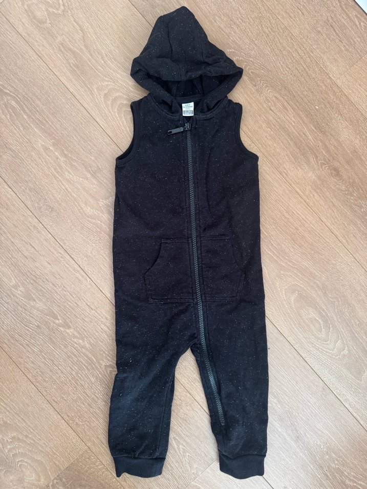 Siyah kırçıllı Kapüşonlu Bebek Tulum - Görsel 2