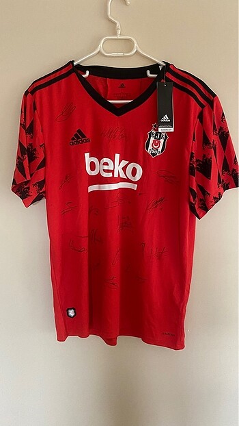 Beşiktaş orjinal etiketli forması