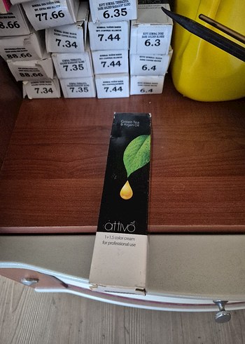 Çeşitli Renklerde Saç Boyası Kutuları - Görsel 3