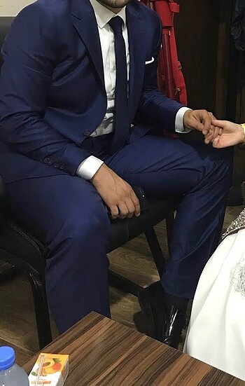 Diğer Kiğılı takım elbise