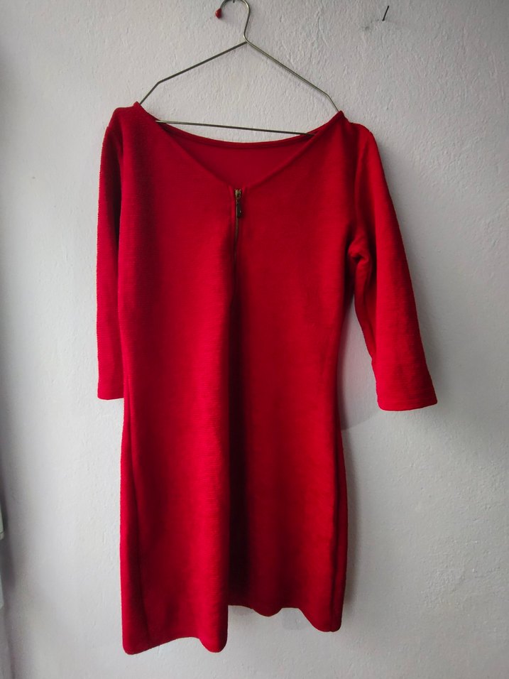 Kırmızı V Yaka Midi Triko Elbise - Görsel 3