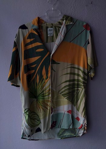 Zara V Yaka Desenli Kısa Kollu Erkek Gömlek - Görsel 2