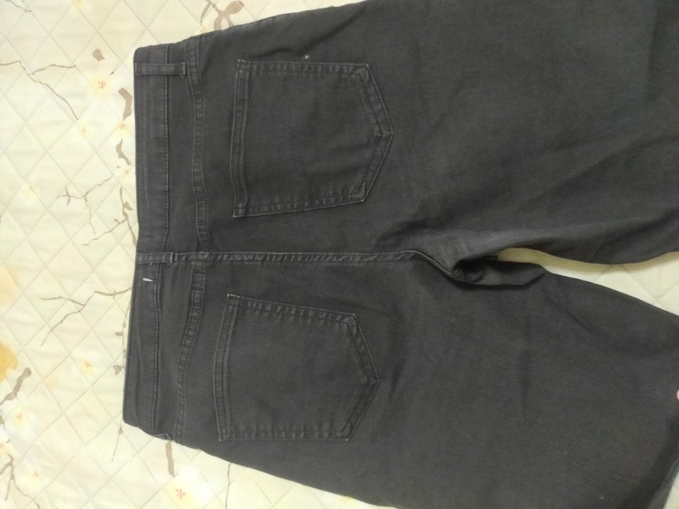 Kadın Siyah Denim Bermuda Şort - Görsel 3