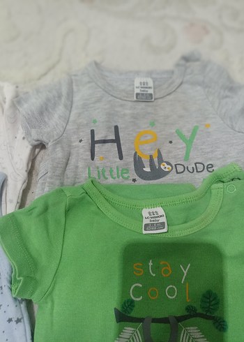 Gri Nakışlı Kısa Kollu Bebek Body erkek bebek zibin - Görsel 4