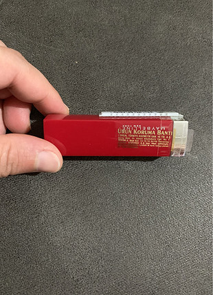universal Beden Maybelline ruj