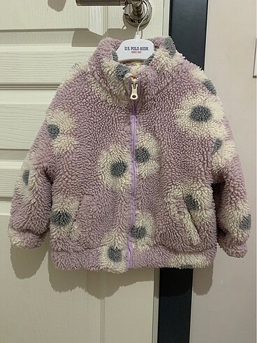 Zara pelus mont