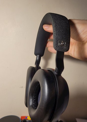 Sennheiser Momentum 4 - Görsel 6
