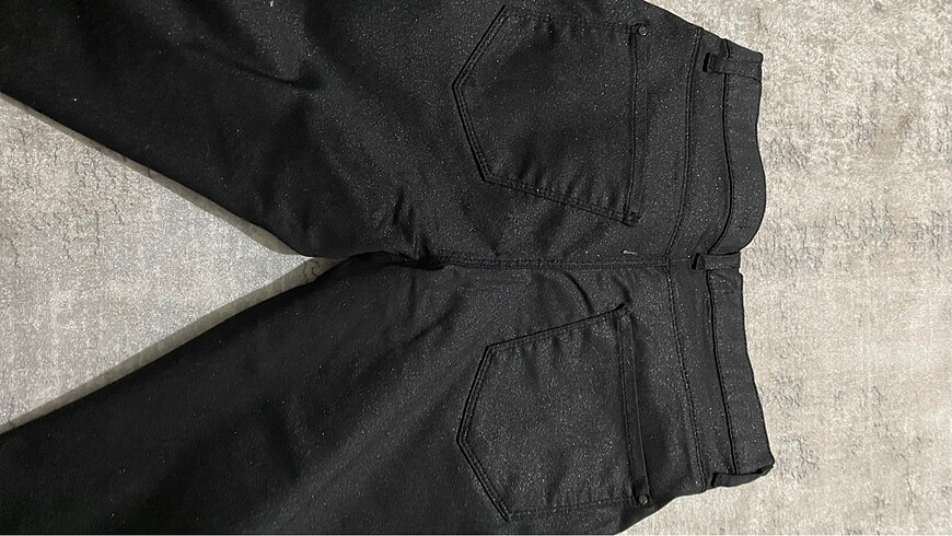 38 Beden siyah Renk Lcw pantolon