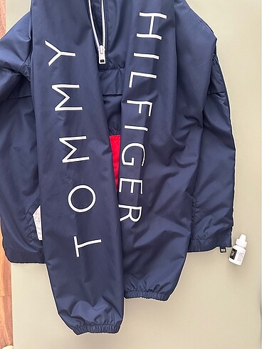 Tommy Hilfiger Orjınal tommy hılfıger yağmurluk