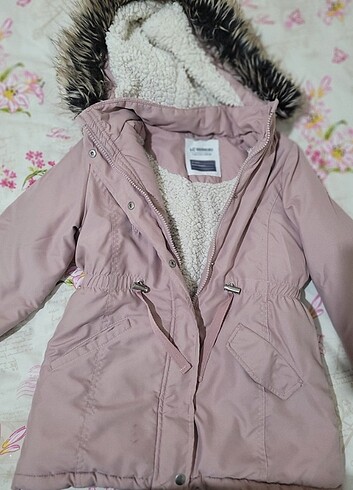 LC Waikiki Kız Çocuk mont