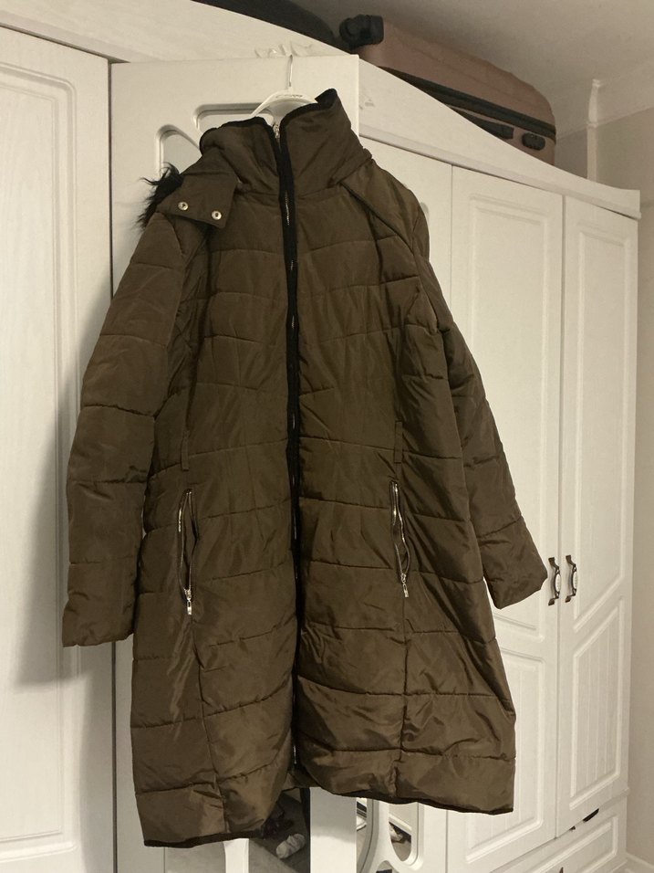 Haki Kürklü Kadın Uzun Kış Montu - Görsel 2