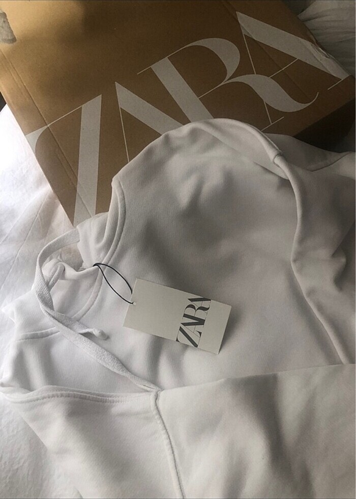 Beyaz Oversize Sweatshirt - Görsel 3