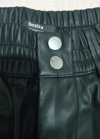 Bershka Deri pantolon