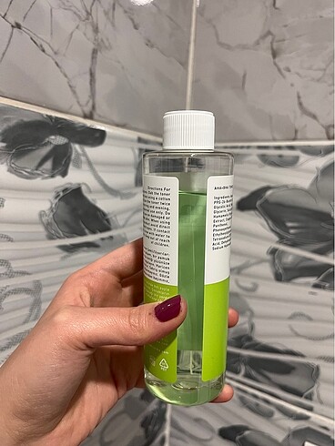 Mia Chica Mia Klinika AHA BHA Toner