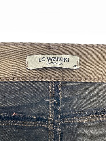 42 Beden haki Renk LC Waikiki Jean / Kot %70 İndirimli.