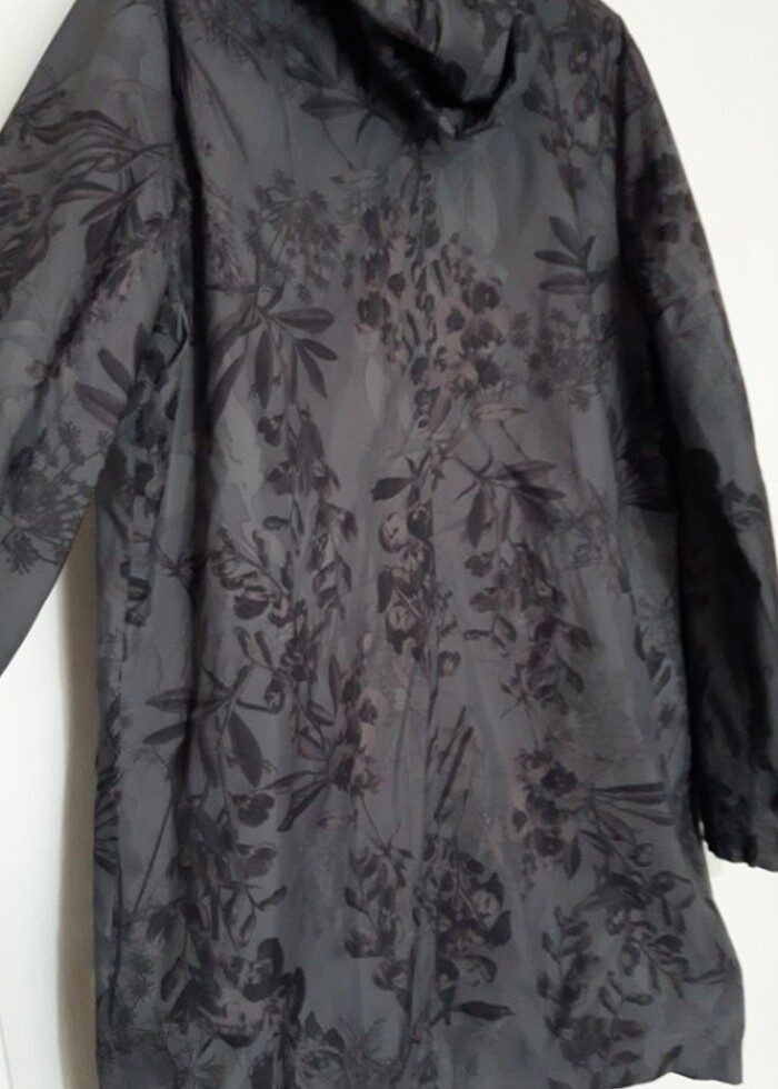 Lcw yagmurluk - Görsel 4