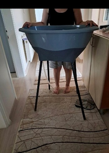 yüksek bebek yıkama küveti - Görsel 4