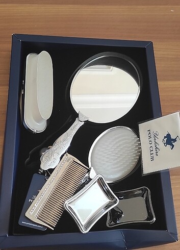 YORKSHİRE POLO CLUB GÜMÜŞ AYNA TARAK SET