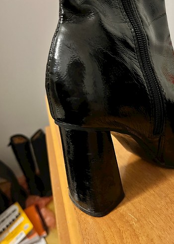 Siyah Rugan Stradivarius Kadın Topuklu Bot - Görsel 4