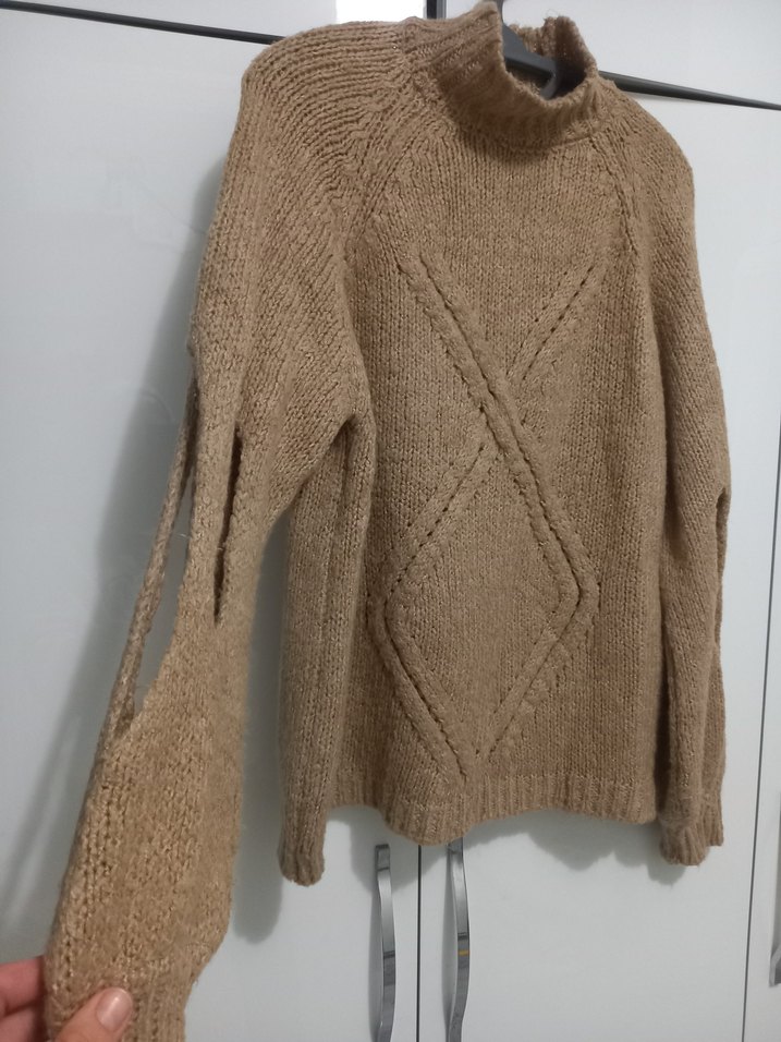 Bej Yüksek Yakalı Örgü Kadın Kazak m beden - Görsel 2