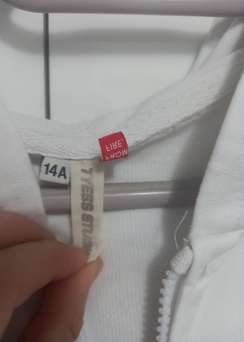 Renkli Nakışlı Beyaz Fermuarlı Sweatshirt 14 yas - Görsel 3