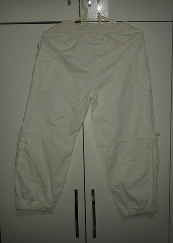 Beyaz renkli zara marka 11 12 yas pantolon - Görsel 4