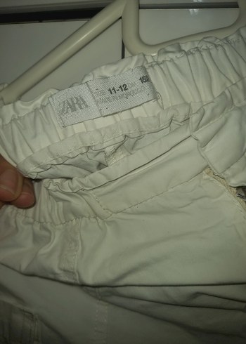 Beyaz renkli zara marka 11 12 yas pantolon - Görsel 3