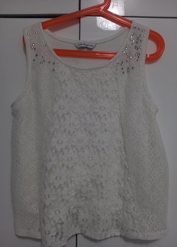 Dantel Detaylı Beyaz Kolsuz Bluz 11 12 yas lcw marka - Görsel 2