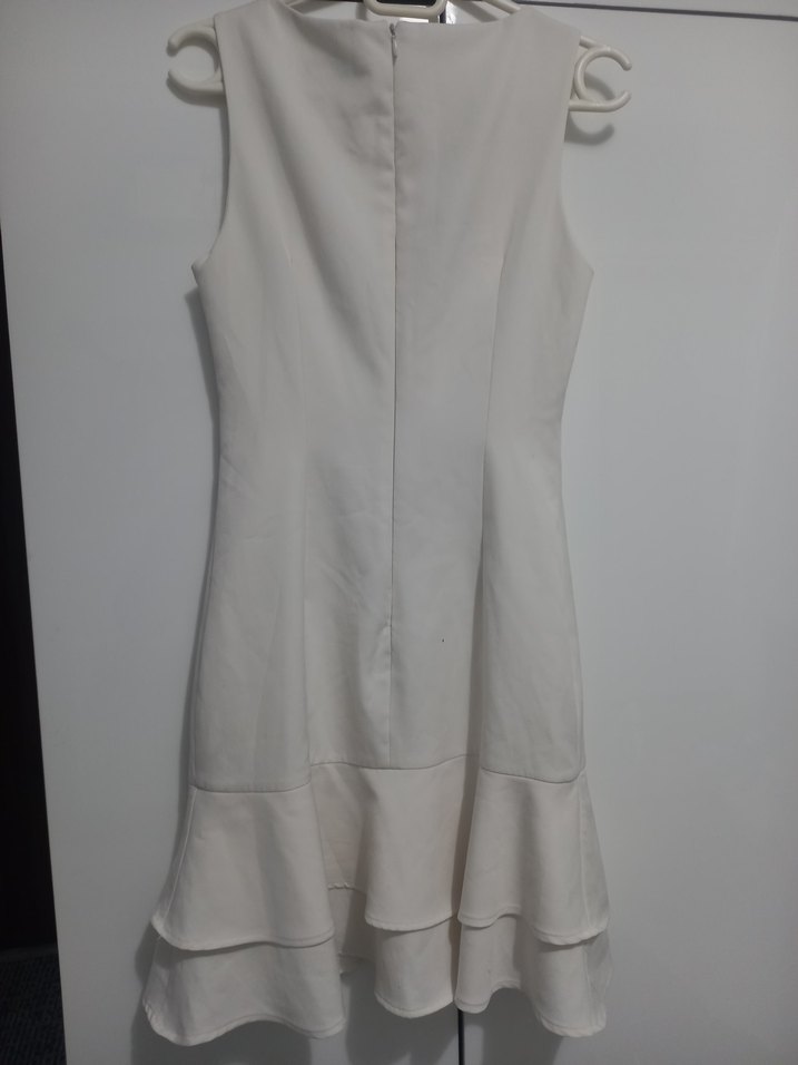 V Yaka Düğmeli Beyaz Midi Elbise 34 beden trendyol marka - Görsel 4