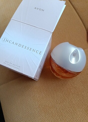 Avon İncandessence 
