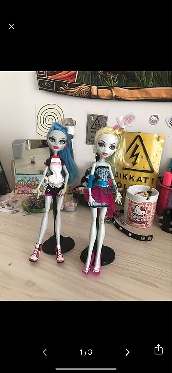monster high bebekleri