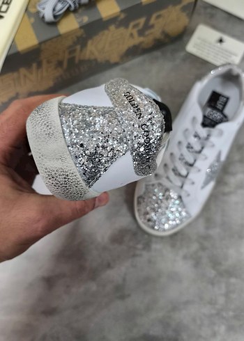 Golden Goose Deluxe Beyaz Glittern Yıldız Desenli Kadın Spor Ayakkabı
